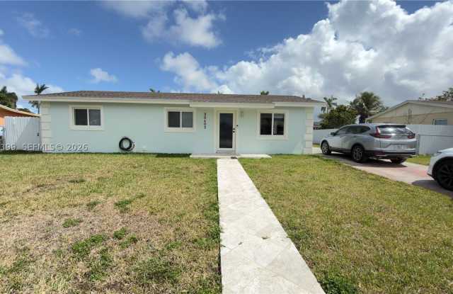 30605 SW 152nd Ct Gallery 1
