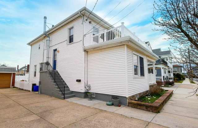 9 S Gladstone Ave Gallery 3