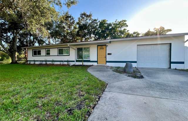 6876 17TH STREET N photos photos