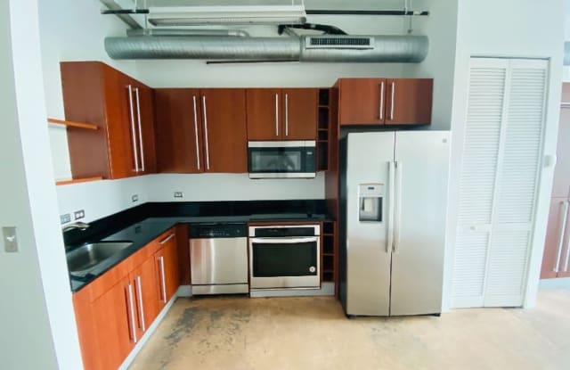 8103 Biscayne Bl 403 - 8103 Biscayne Boulevard, Miami, FL 33138