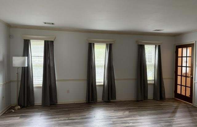 3059 HUNTINGTON Circle Gallery 3