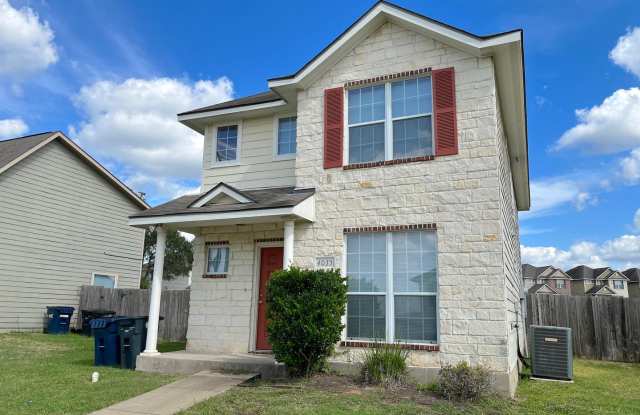 AUGUST PRE-LEASE 4 Bedroom 3 Bathroom Home -  Great Location! Gallery 1