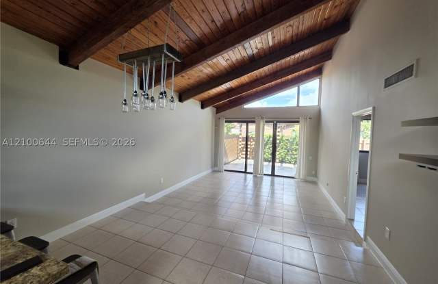 11316 SW 114th Cir Ter Gallery 4