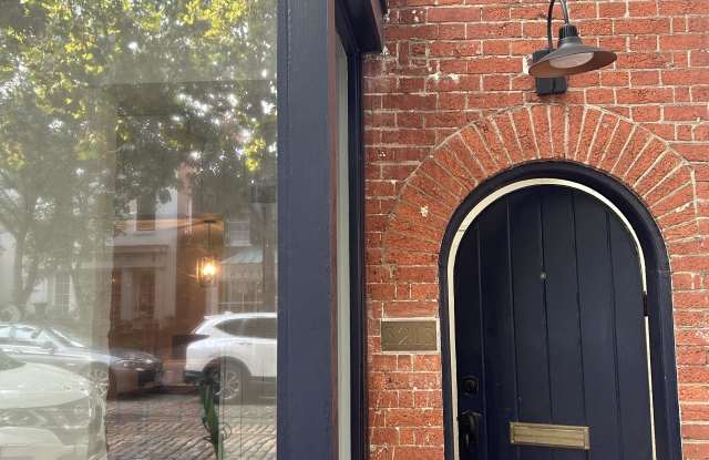 3213 O Street Northwest Gallery 1