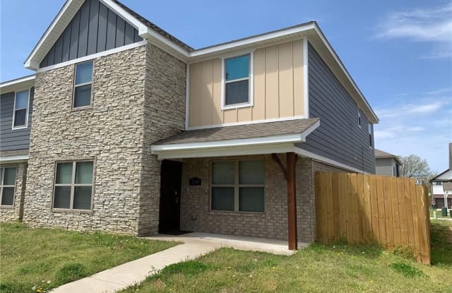 1349 Corsica  DR - 1349 North Corsica Drive, Fayetteville, AR 72704