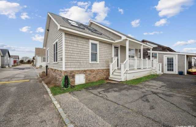 100 Deforest Road - 100 Deforest Road, Montauk, NY 11954