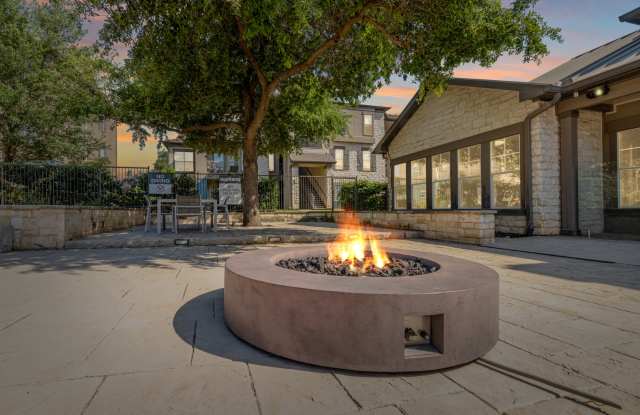 Lakeline Parmer Lane Apartments Gallery 2
