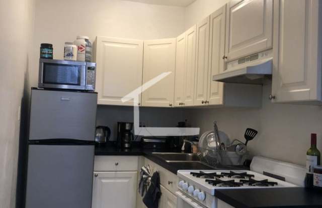 Spacious 1 bedroom photos photos