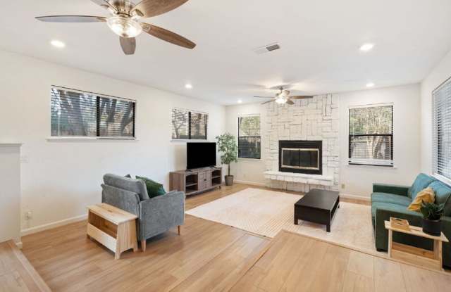 2122 Gunn Road Gallery 4