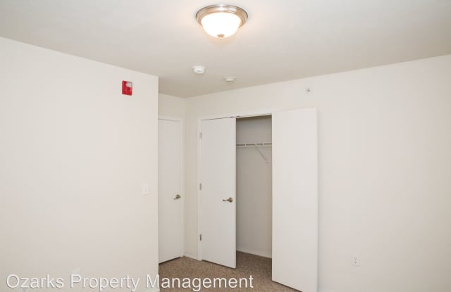 2961 Vinyards Parkway unit 2 Gallery 2