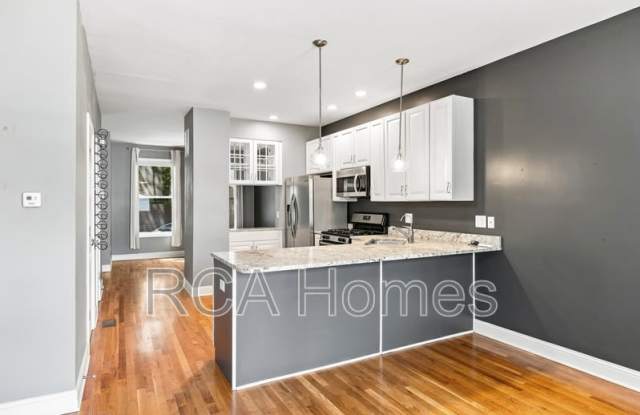 232 East Saint Joseph Street - 1 Gallery 3
