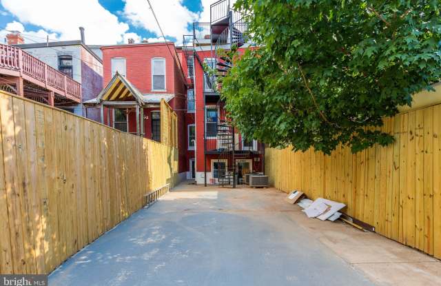 1325 IRVING STREET NW Gallery 2