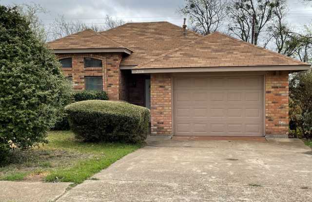 2114 Mesa Wood Dr. - 2114 Mesa Wood Drive, Glenn Heights, TX 75154