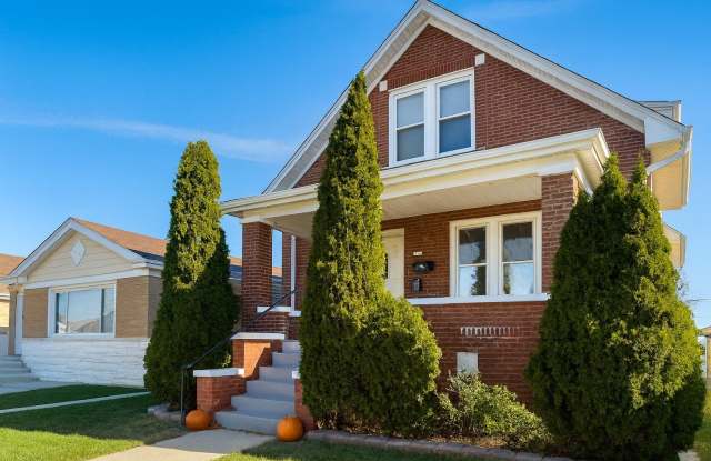 2839 N Newland Avenue unit: 2 - 2839 North Newland Avenue, Chicago, IL 60634