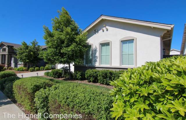 3215 Tinker Creek Way Gallery 2