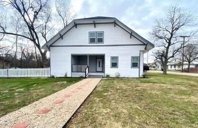 3631 Bourland Street photos photos