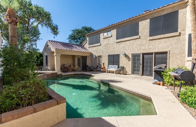 7176 N VIA DE AMIGOS -- - 7176 North via De Amigos, Scottsdale, AZ 85258