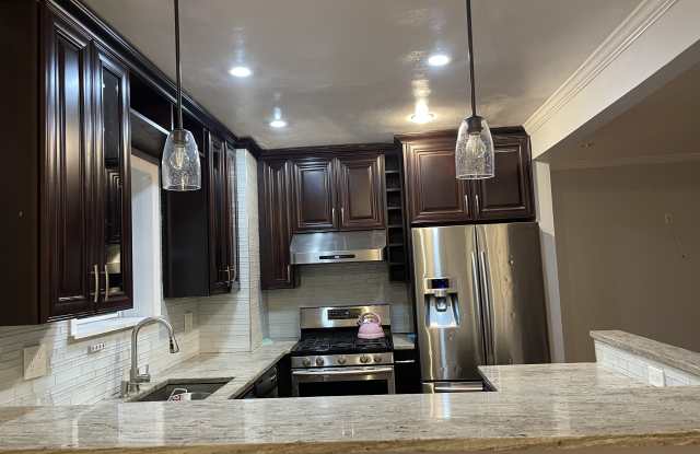 2846 Philip Avenue Fl. 2 photos photos