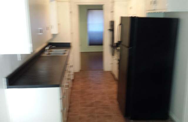 8728 Forest Green Gallery 3