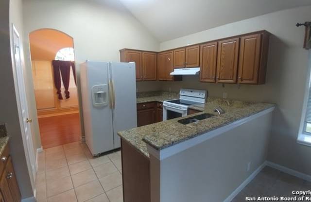 2524 Crested Hts Gallery 3