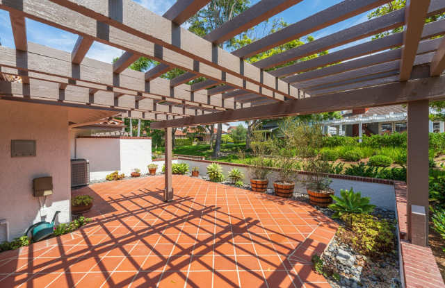 Manhattan Village Single Family Gallery 3