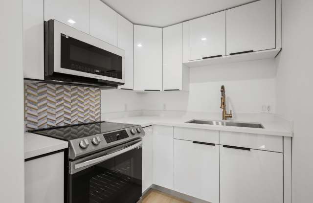 1139 Bellevue Avenue Apartments photos photos