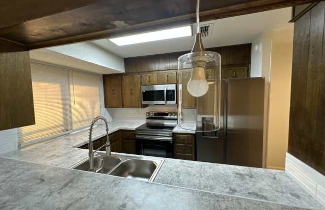 2207 Grandon Cir photos photos