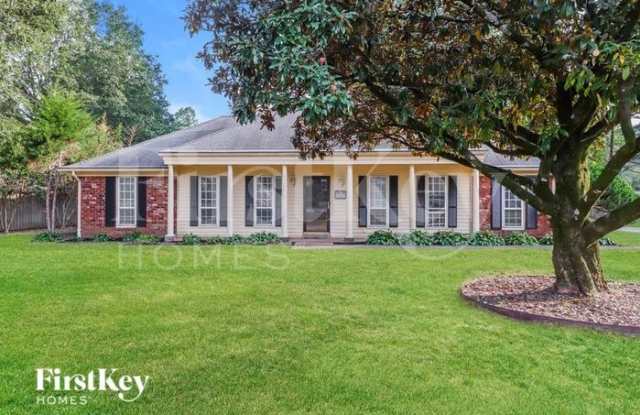 7675 Charstone Drive - 7675 Charstone Drive, Germantown, TN 38138