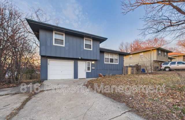 6304 E 150th Ter photos photos