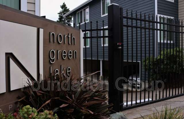 1123 N 91st St photos photos