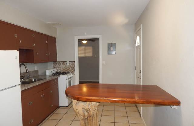 Available NOW! Private 1 bedroom with AC photos photos