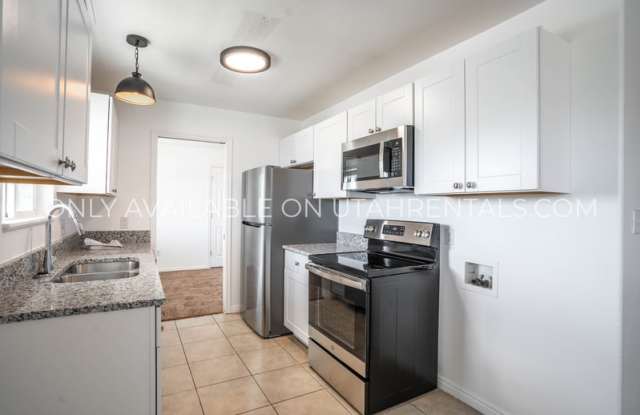 2045 S State St photos photos