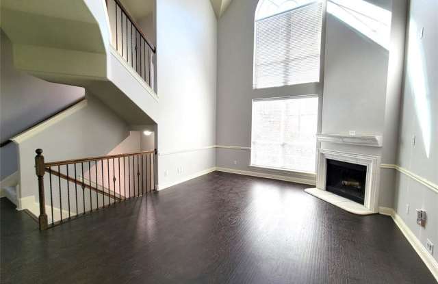 5824 La Vista Drive Gallery 2