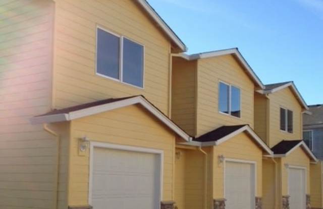 52846 NE 3rd Street - 101 photos photos