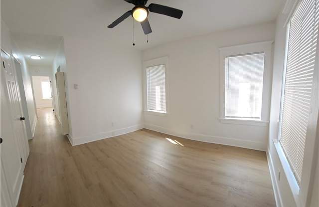 440 W 8 Street photos photos