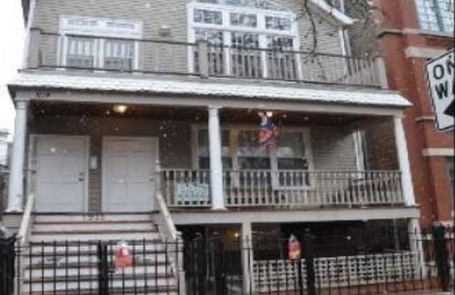 1933 North Sedgwick Street - 1933 North Sedgwick Street, Chicago, IL 60614