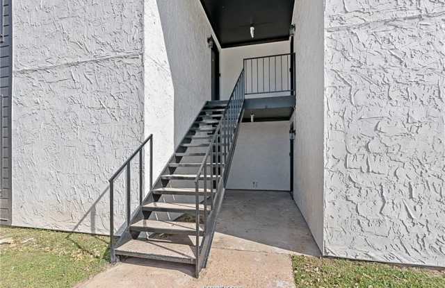 1505 Alpine Circle Gallery 3