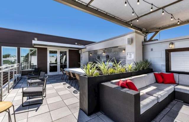 2025 East 7th Street - 2025 East 7th Street, Austin, TX 78762