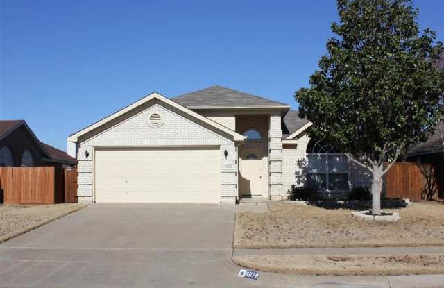 9079 Saranac Trail - 9079 Saranac Trail, Fort Worth, TX 76118