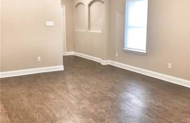 2929 S Marsalis Avenue Gallery 4
