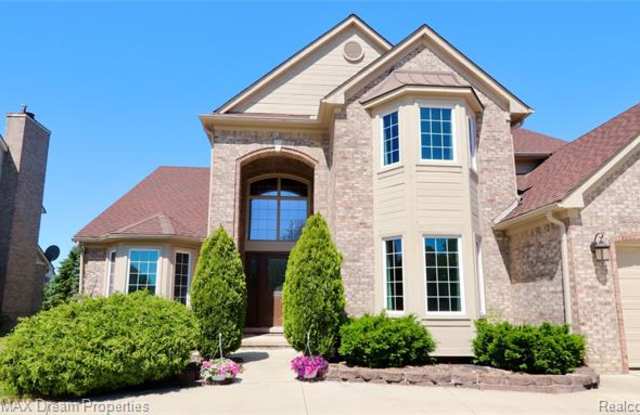 6755 TIFFANY Circle Gallery 3