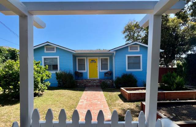 2 bedroom, 2 bathroom Bright and Happy Home Near Downtown Santa Barbara photos photos