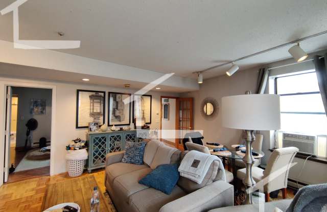 Cozy 1 bed 1 bath in Brighton photos photos