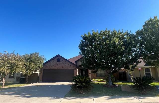 2710 STONE HEDGE - 2710 Stone Hedge, Eagle Pass, TX 78852