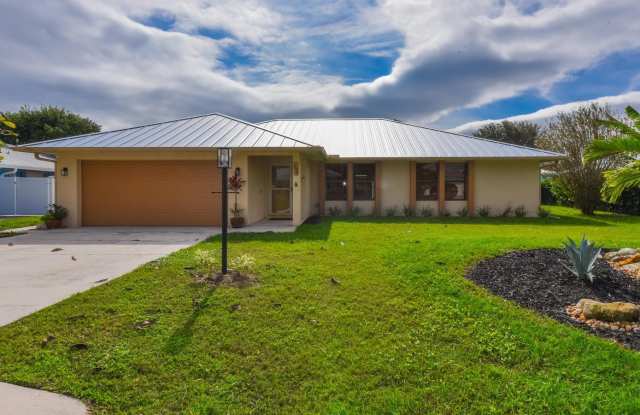 1927 NE San Carlos Calle photos photos