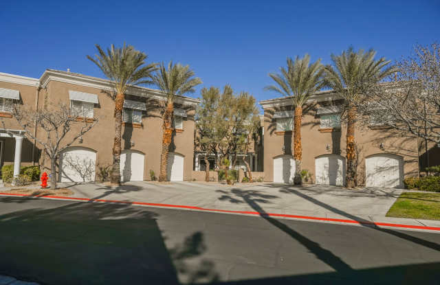 Beautiful 2 bd/2 bath condo in luxury gated Summerlin community ON TPC GOLF COURSE photos photos