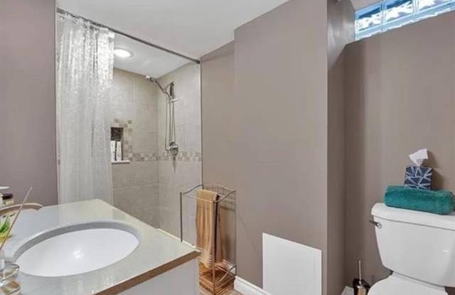1341 CATALPA Drive Gallery 4
