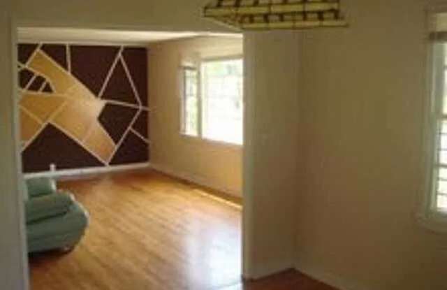 3 Bed 2 Bath in Atlanta! Gallery 1