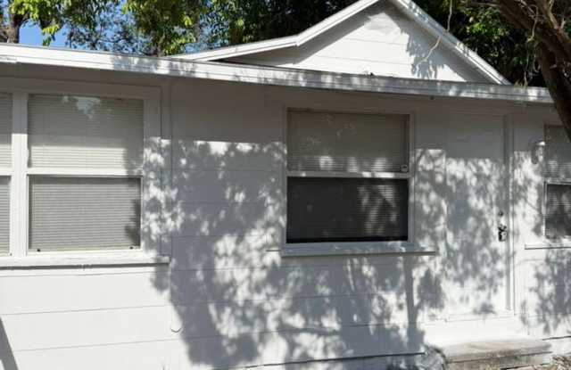 Remodeled 3/2 Childs Park Available Now ! Ask about move in specials! photos photos Remodeled 3/2 Childs Park Available Now ! Ask about move in specials! photos photos