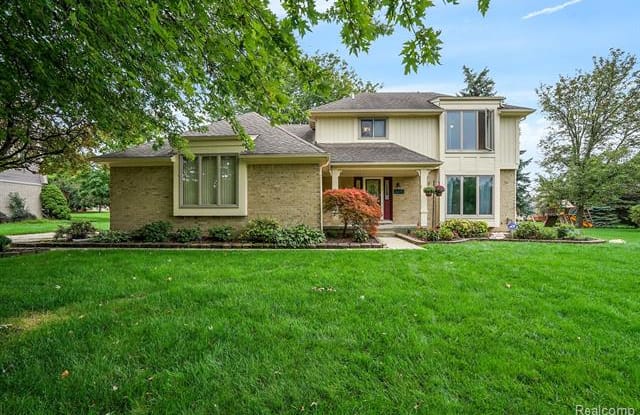 1211 Barton Way - 1211 Barton Way Drive, Troy, MI 48098